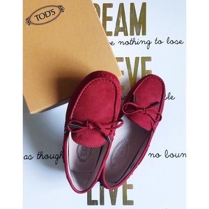 TOD'S Heaven bow-detailed nubuck loafers